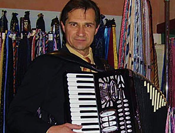 Perth Piano Accordion Player Perth